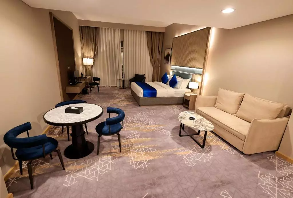 Canal Central Hotel Business Bay